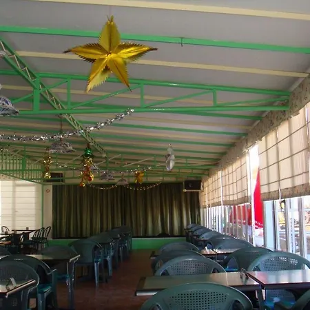 Vista Oasis פארק נופש